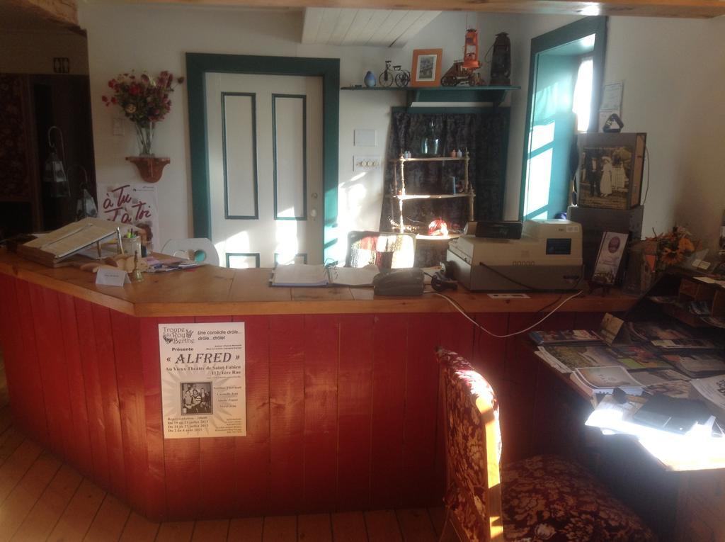 Auberge Des Iles Rimouski Buitenkant foto